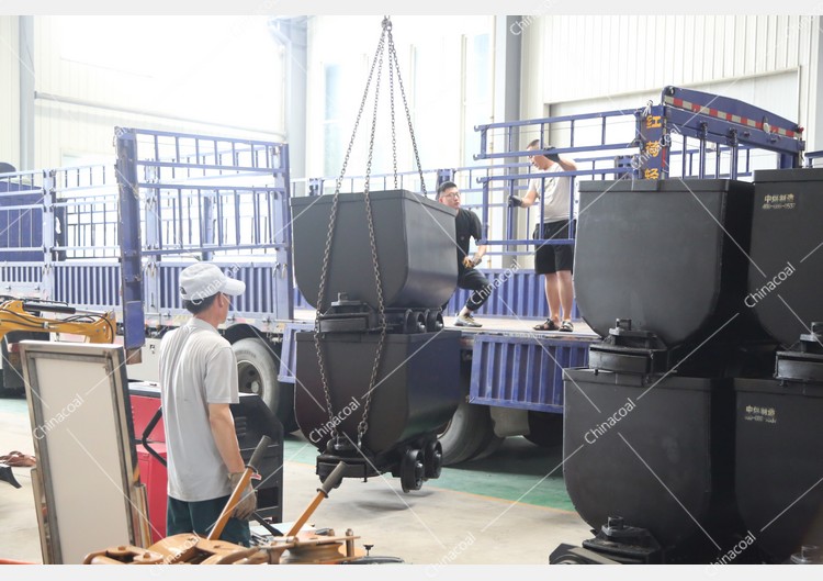 China Coal Group экспортирует партию карьерных машин за границу через Гуанси