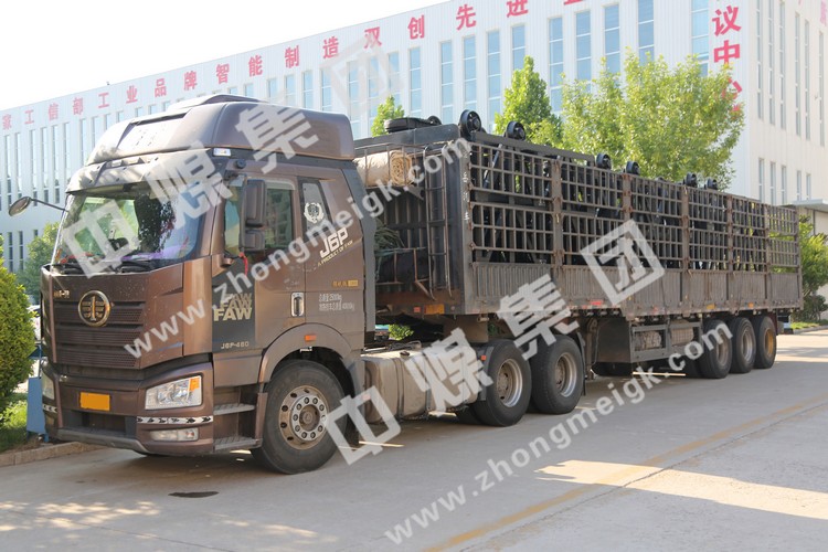 China Coal Group a envoyé un lot d'accessoires hydrauliques et de camions de matériel à Fuyuan, Yunnan et Shenyang respectivement