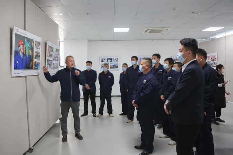 China Coal Group participe à l'exposition de photographies thématiques sur les travailleurs modèles de Jining